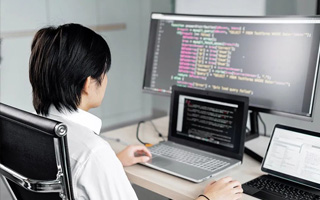 桐乡 ,php声明和调用变量的符号是什么？